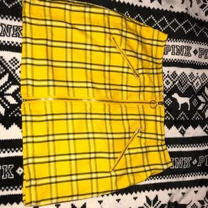 yellow and black checkered skirt